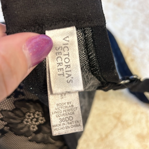 Body by Victoria bras set of 2 - Picture 4 of 5